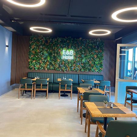 E&B Hotel Korb Екстер'єр фото