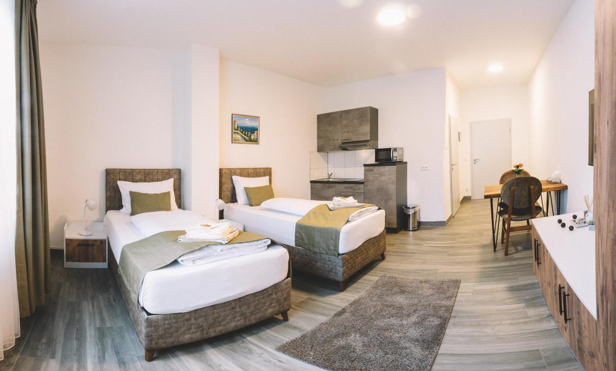 E&B Hotel Korb Екстер'єр фото