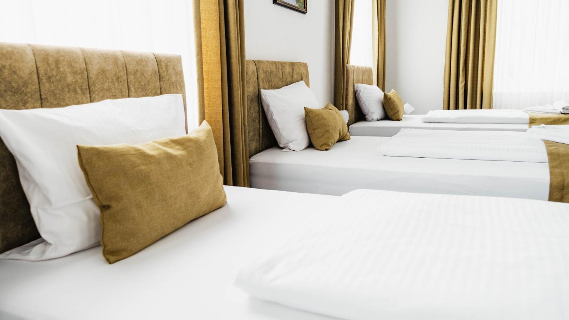 E&B Hotel Korb Екстер'єр фото