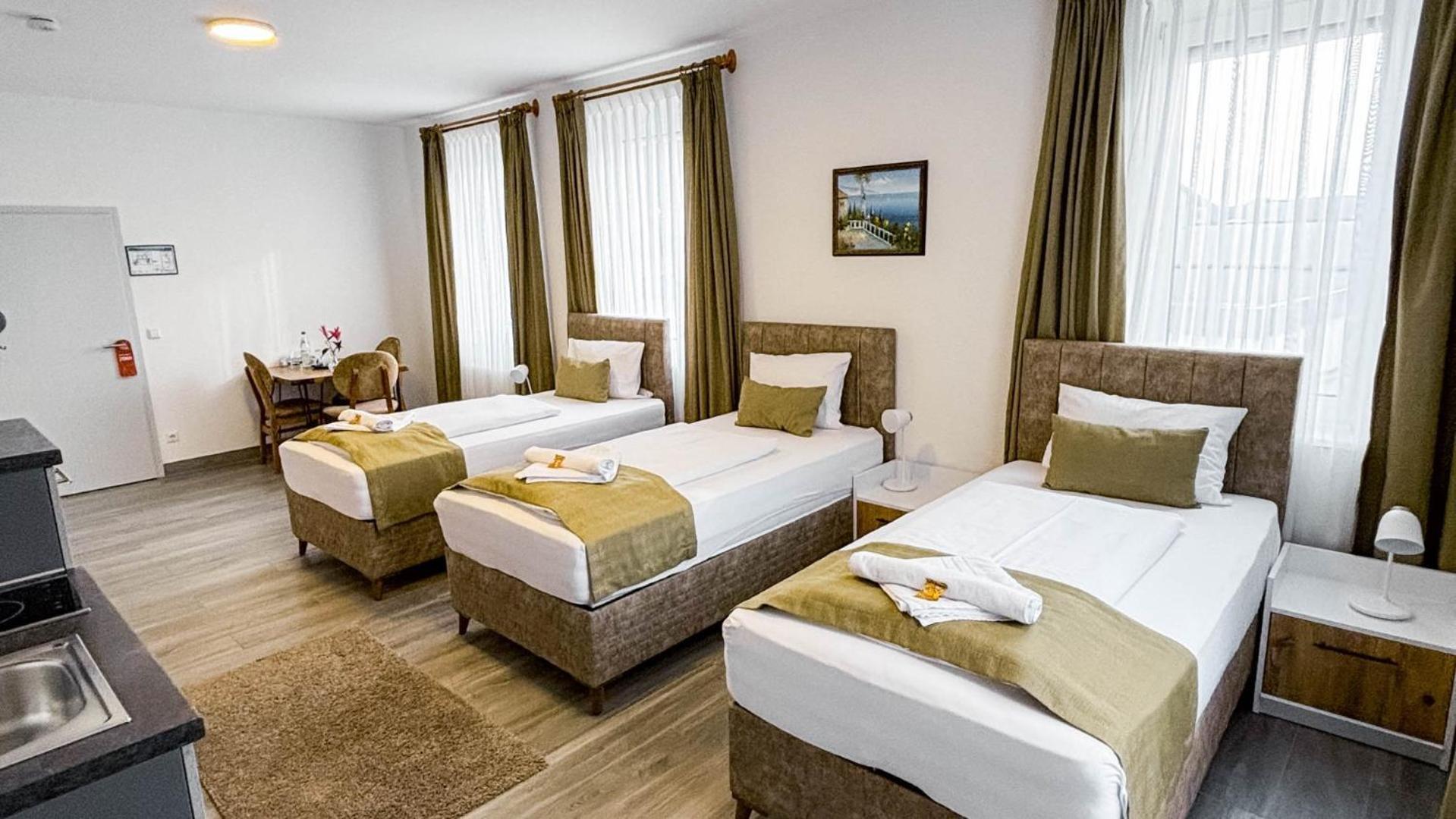 E&B Hotel Korb Екстер'єр фото