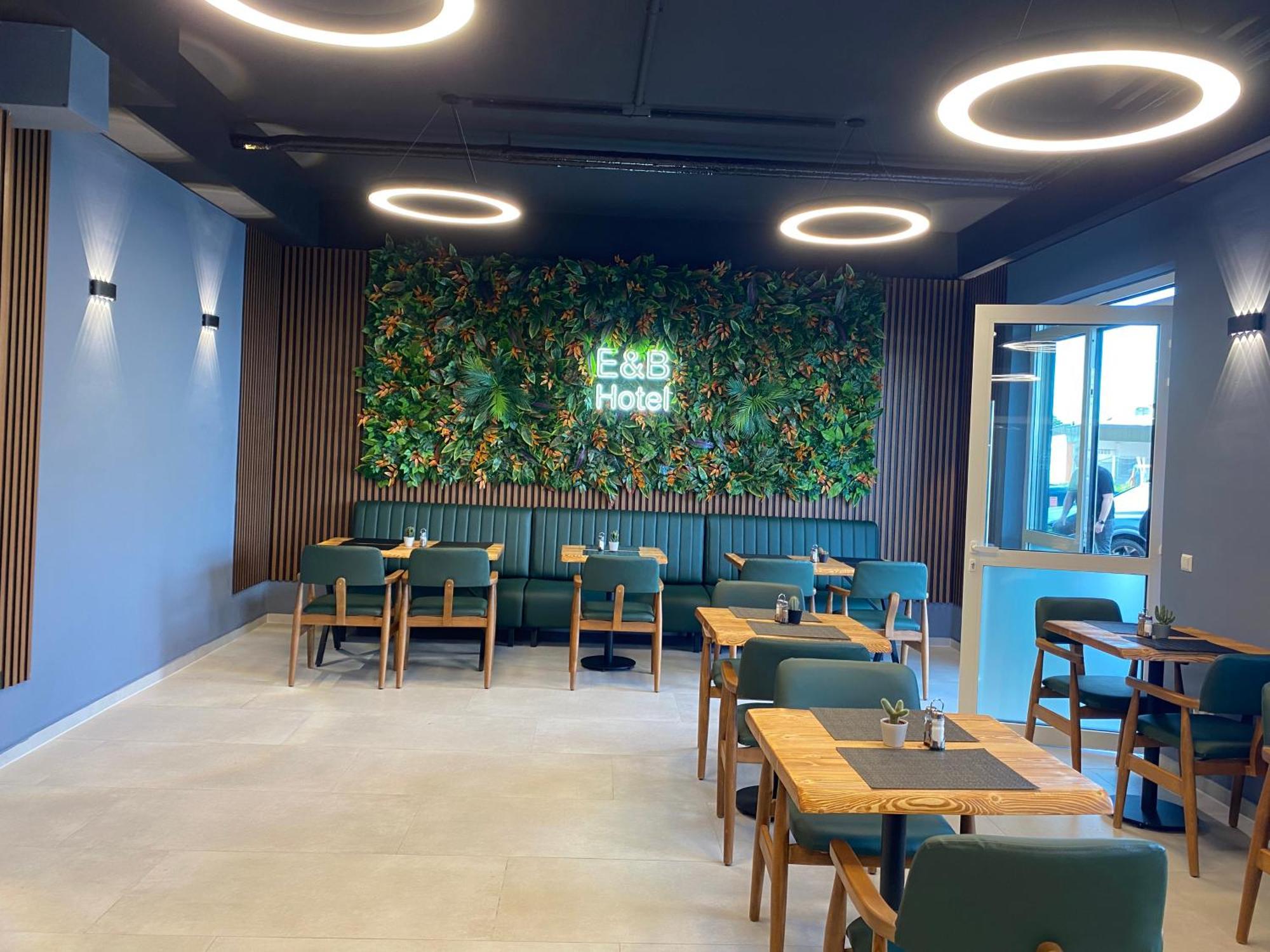 E&B Hotel Korb Екстер'єр фото